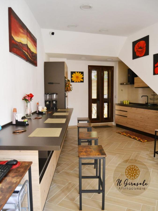 Il Girasole Hotell Porto Torres Exteriör bild